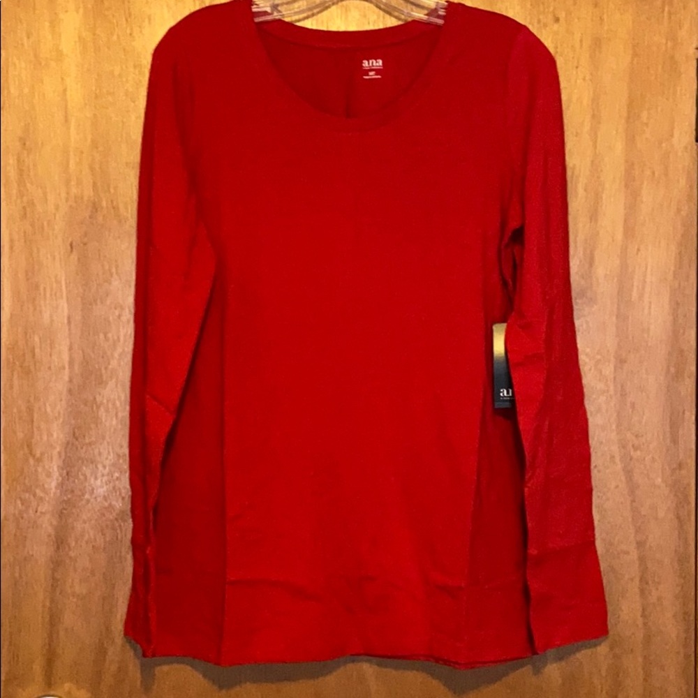 NWT Women’s red long sleeve